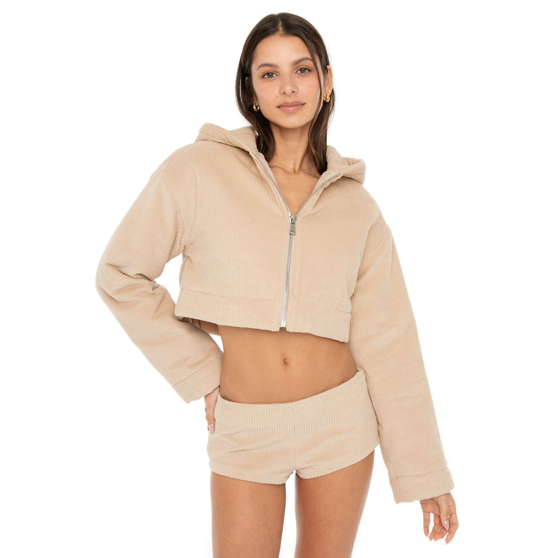 Are You Am I - Nimue Short **sand