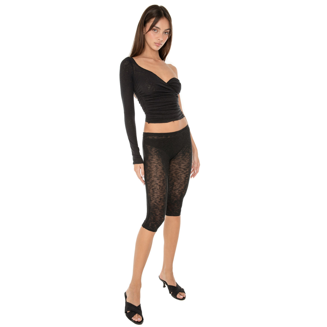 Are You Am I - Illi Capri **black