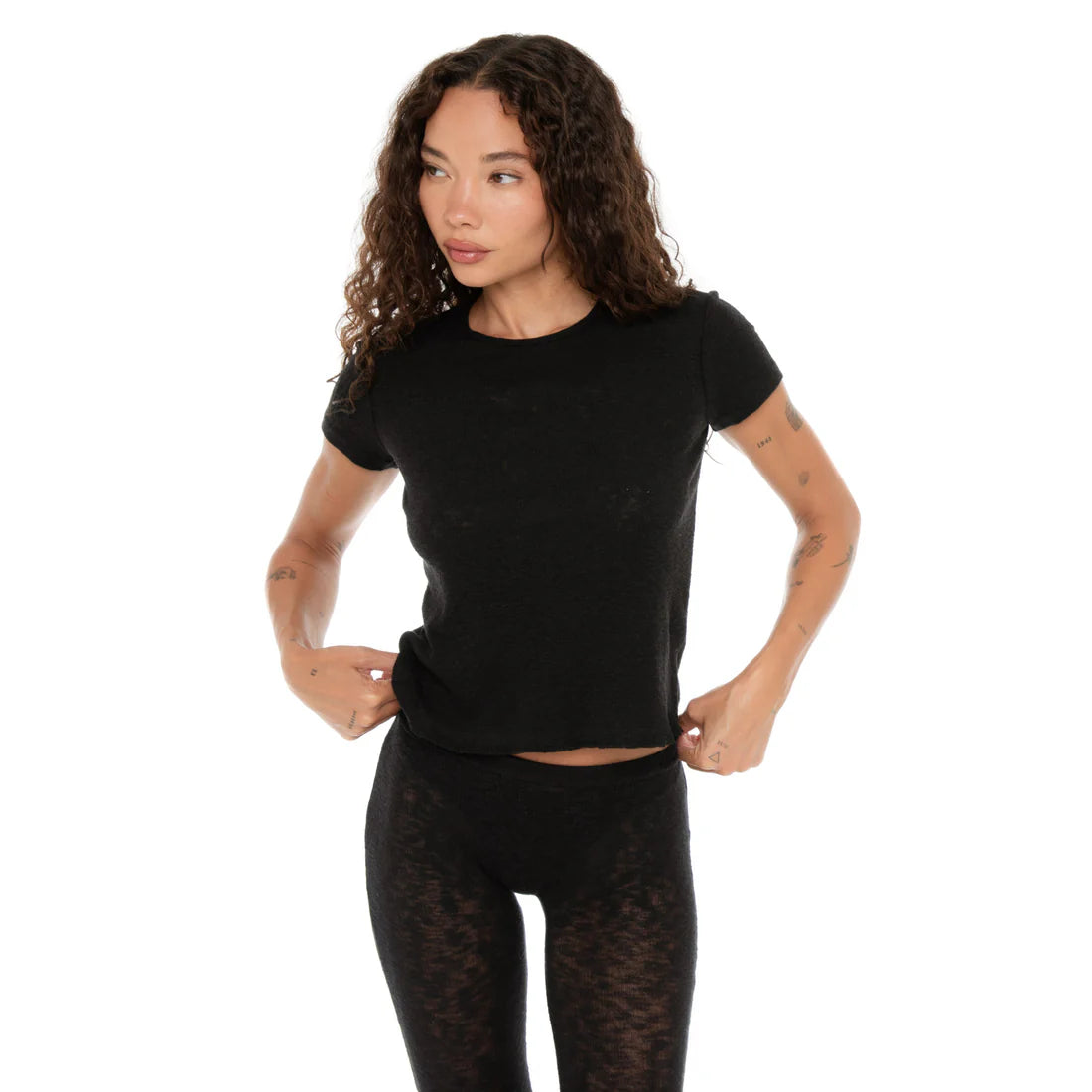 Are You Am I - Kimi Multipack. Model in black Kimi Tee with matching leggings.