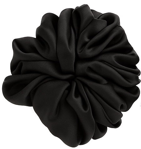 Are You Am I - Faeli Scrunchie **black